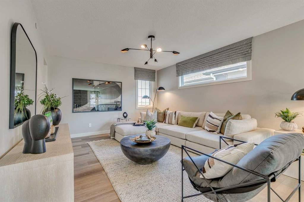 Picture for 55 Bridgeport Circle 