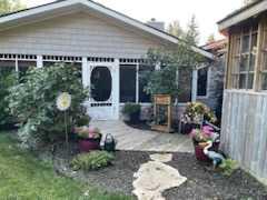 Picture for 606 Pigeon Close 