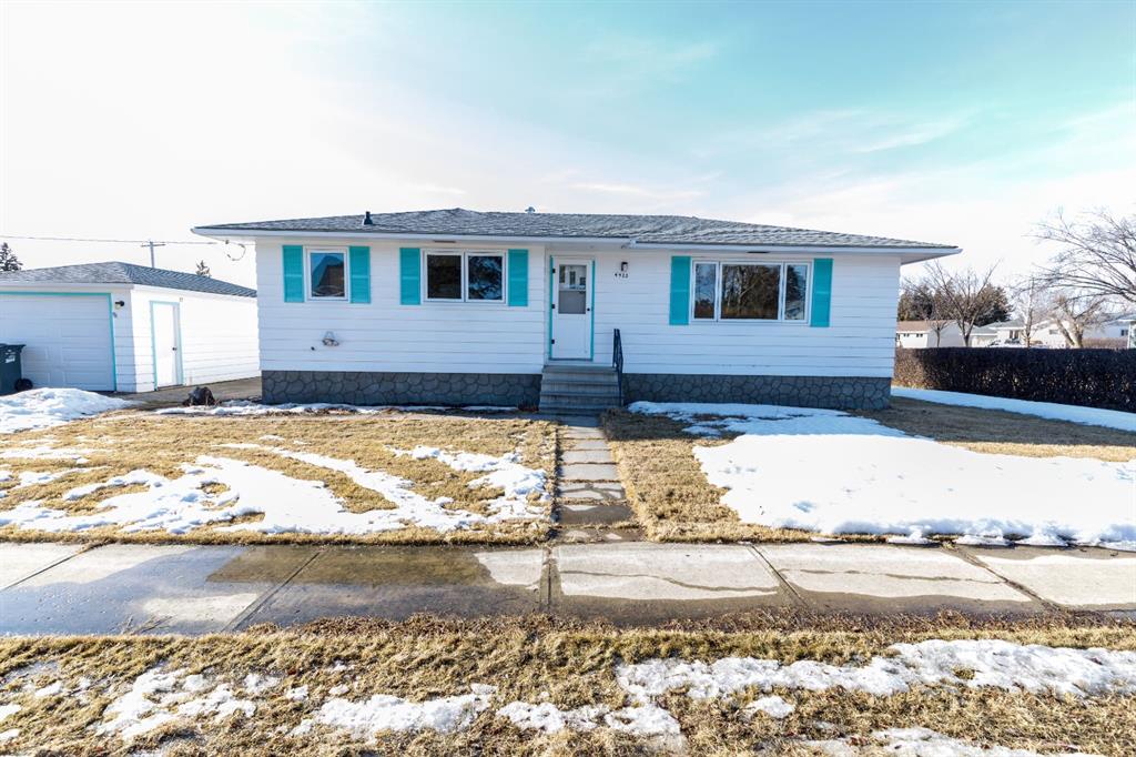 Picture for 4922 46 Street 