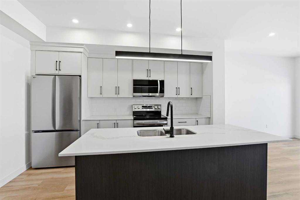 Picture for 41 Violet Point 