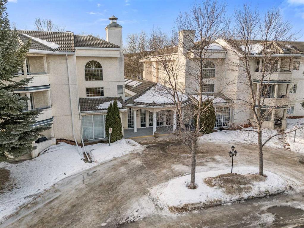 Picture for 206, 45 Gervais Road 