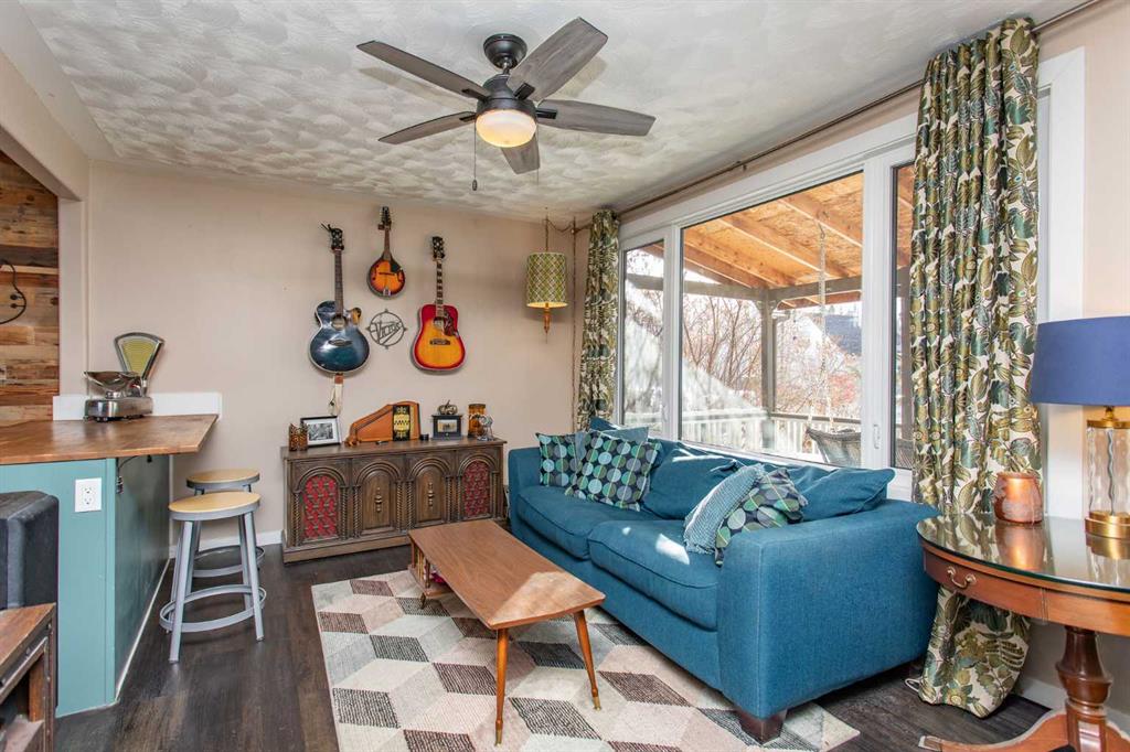 Picture for 3738 45 Street 