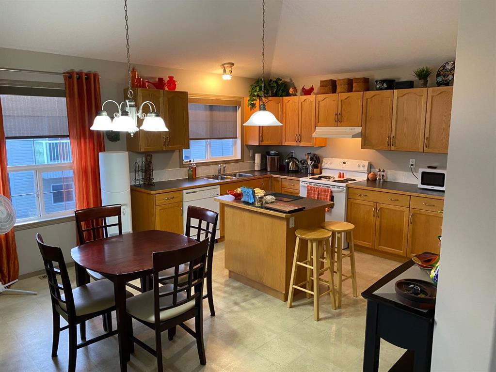 Picture for 10, 5302 47 Street 