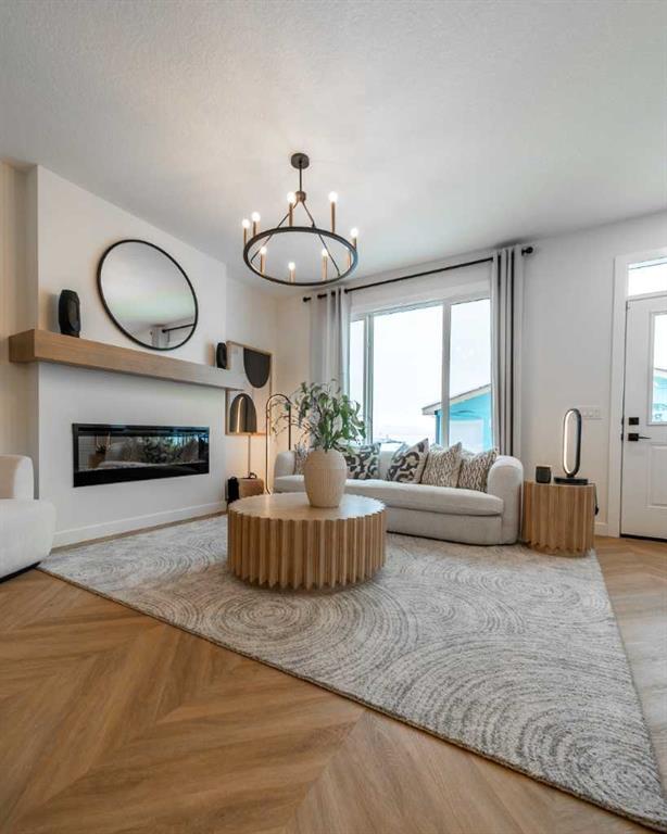 Picture for 588 Buffaloberry Manor SE