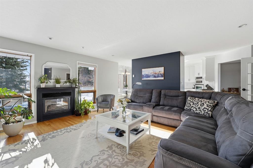 Picture for 5, 62 Street Close  