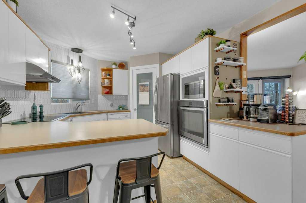 Picture for 4904 43 Street  