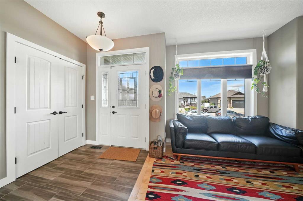 Picture for 6511 57 Street 