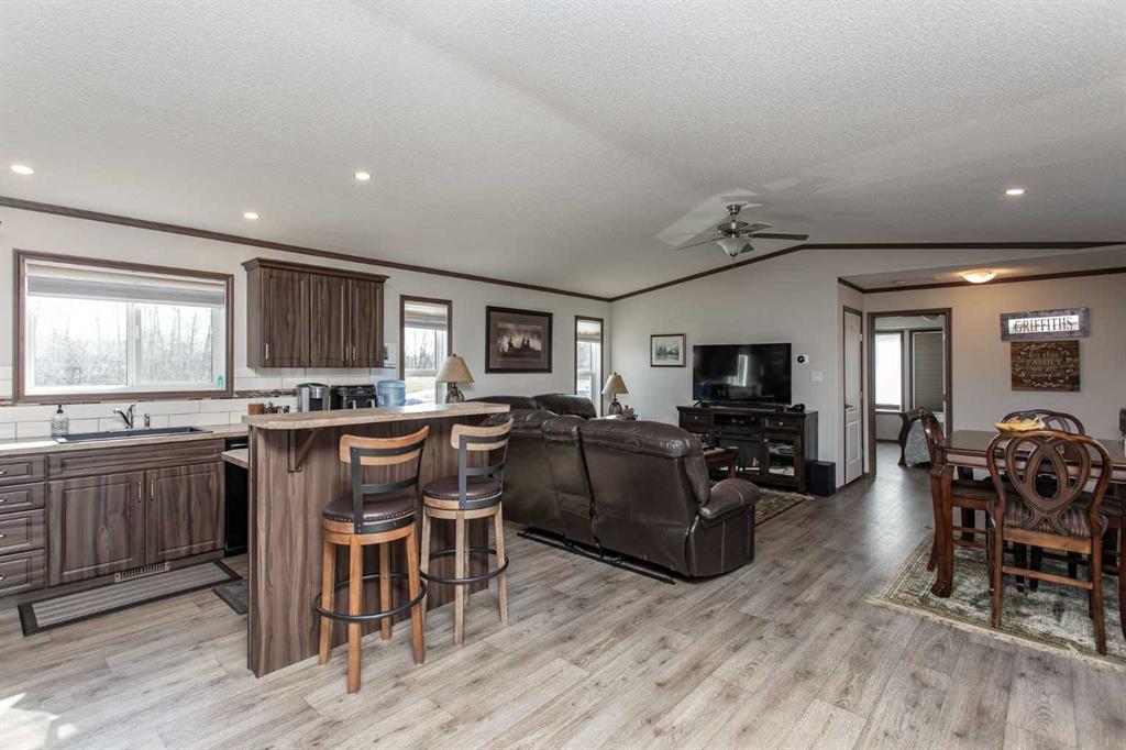 Picture for 101, 41310 Range Road 282  