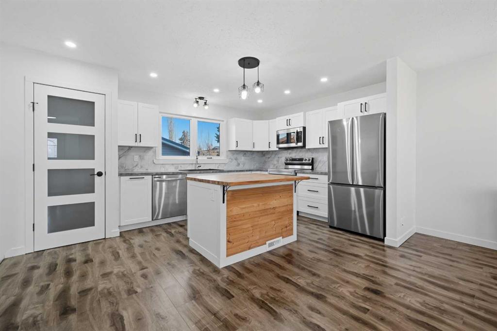 Picture for 5244 42 Street 