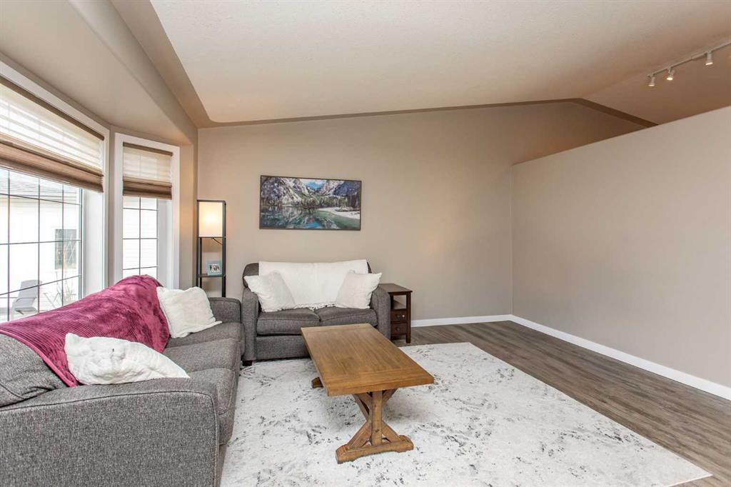 Picture for 52 Archibald Crescent 