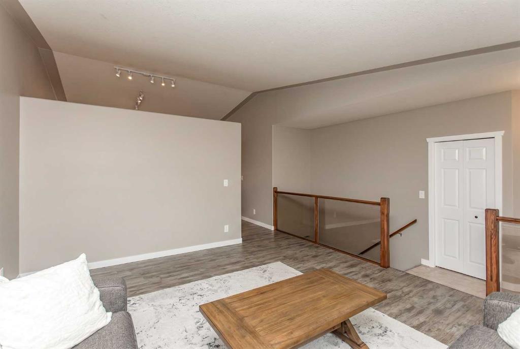 Picture for 52 Archibald Crescent 