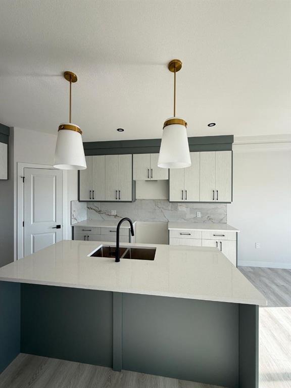 Picture for 21 LAVELLE Close 