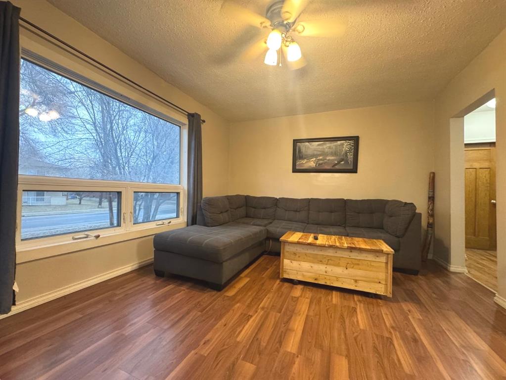 Picture for 5319 47 Avenue 