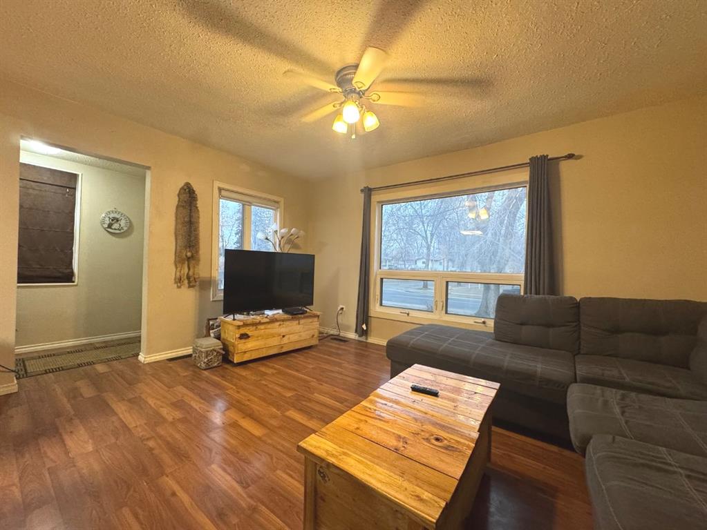 Picture for 5319 47 Avenue 