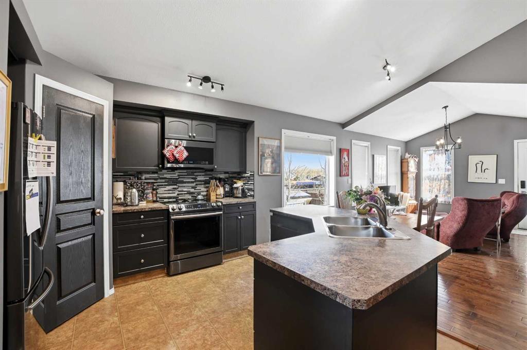 Picture for 6827 59 St Close  