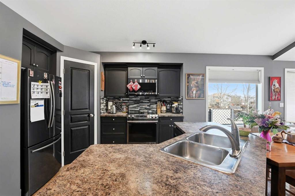 Picture for 6827 59 St Close  