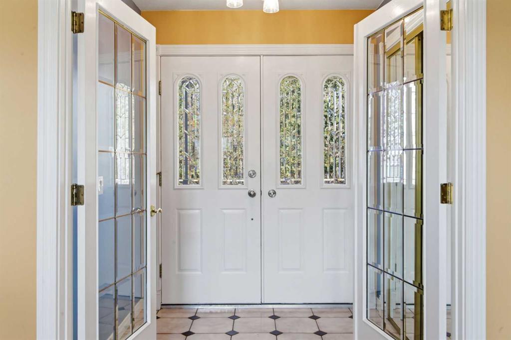 Picture for 273116 Grand Valley Road 