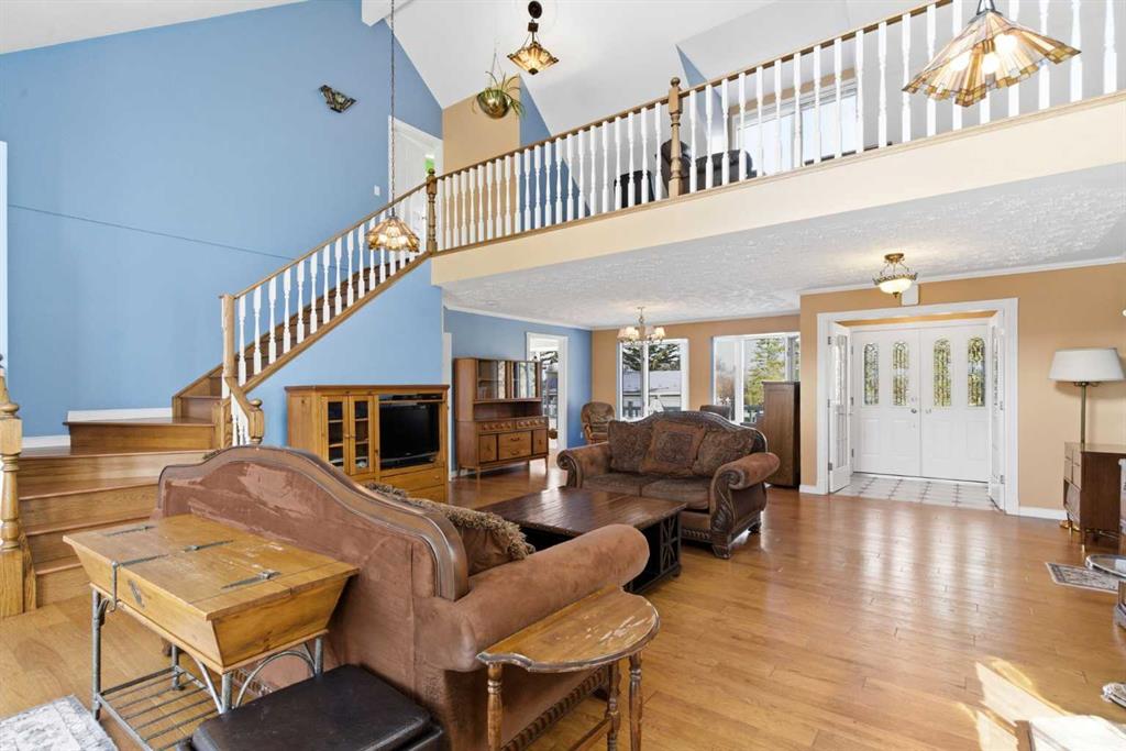 Picture for 273116 Grand Valley Road 