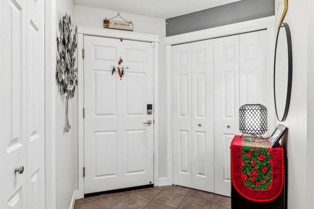 Picture for 211, 25 Prestwick Drive SE