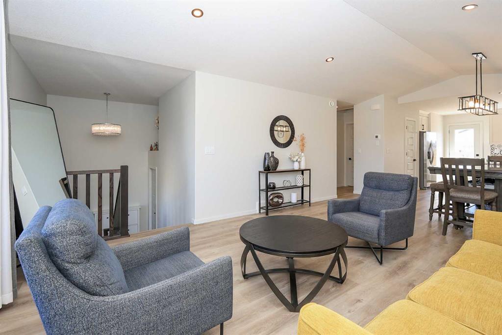 Picture for 195 Thomlison Avenue 