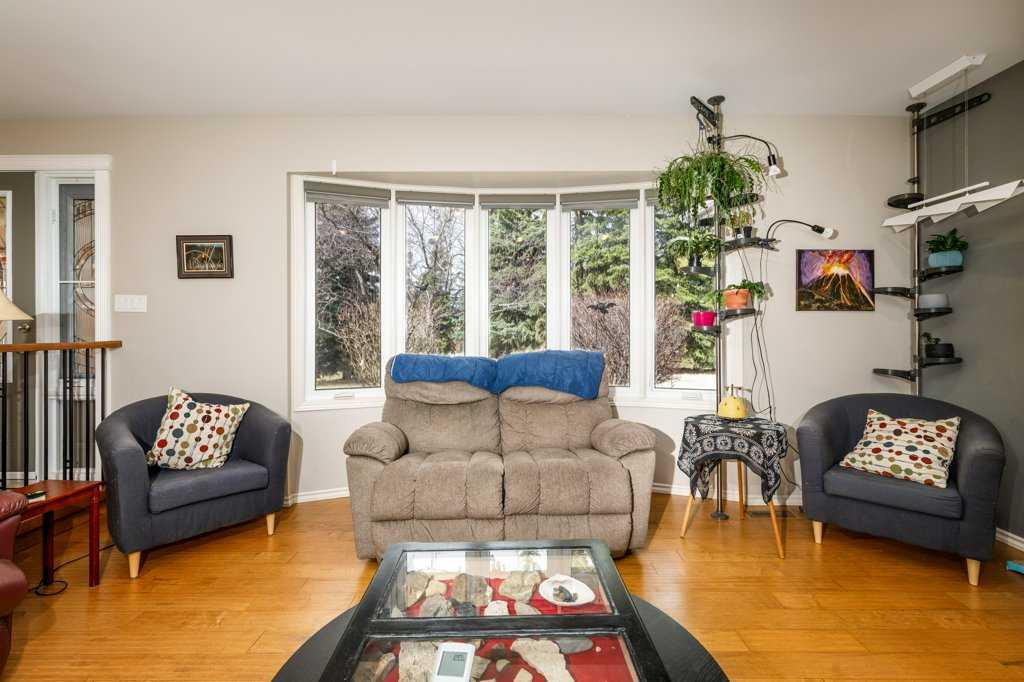 Picture for 121, 28319 Township Rd 384  