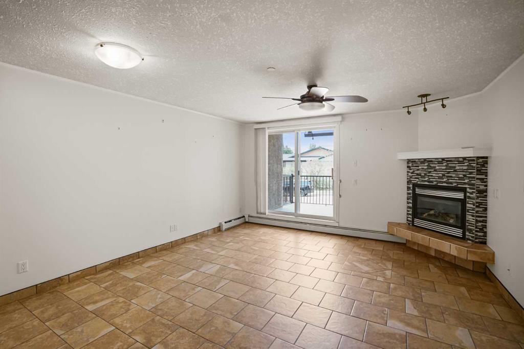 Picture for 101, 4834 52A Street 