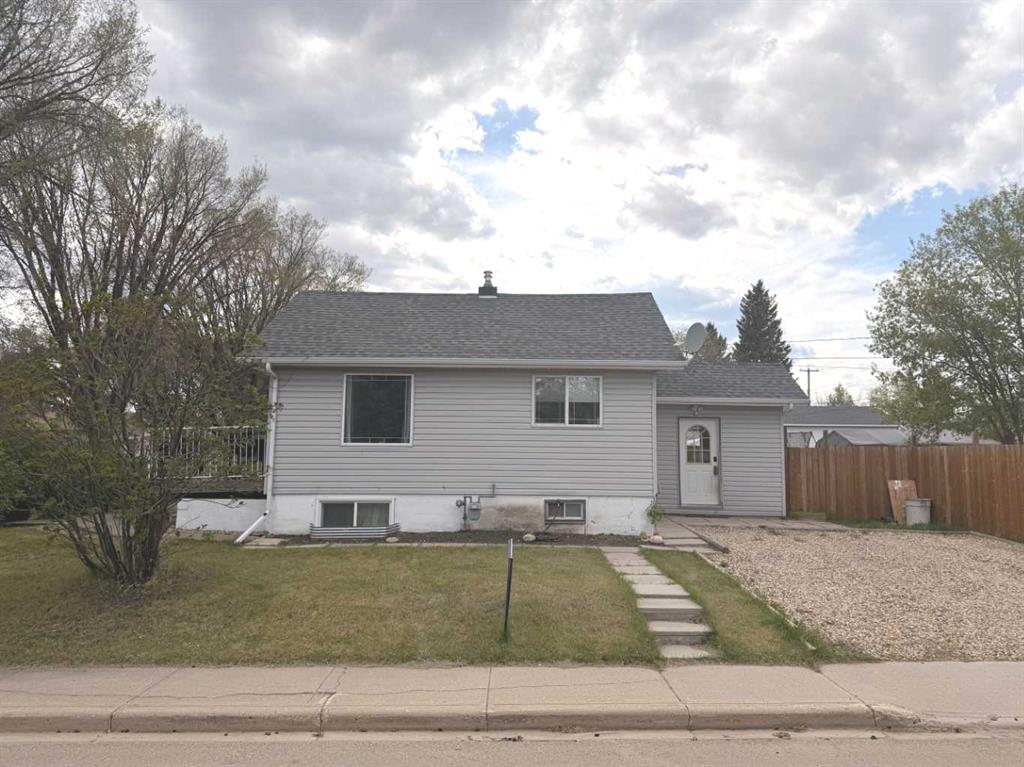 Picture for 5602 51 Avenue  