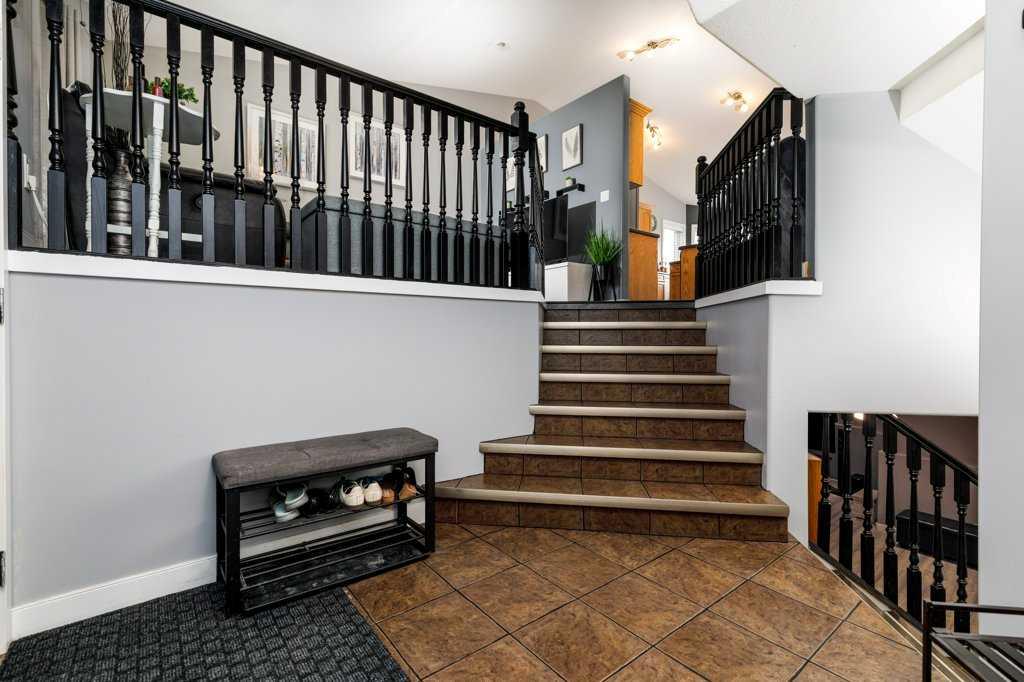 Picture for 898 Ramage Crescent 