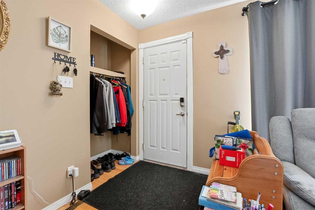 Picture for 4726 47 Avenue 