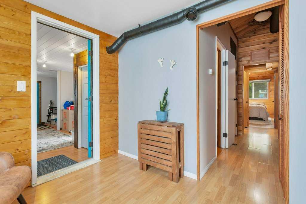 Picture for 236, 41124 Range Road 282  