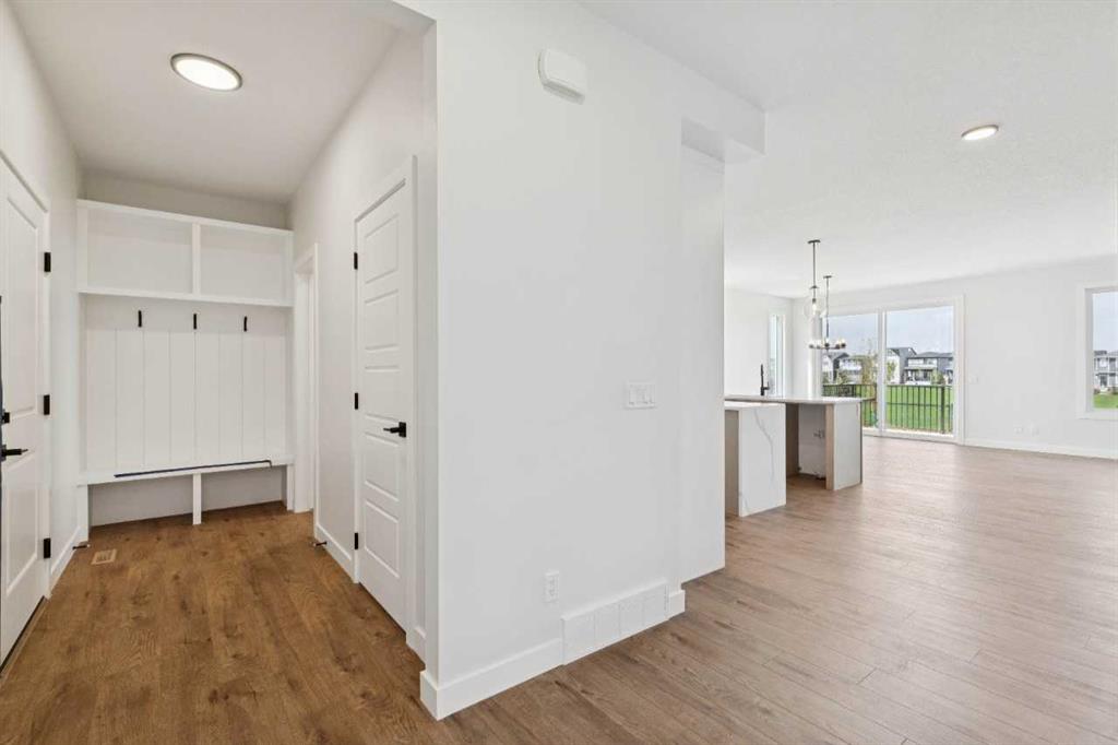 Picture for 462 Bighorn Avenue SW