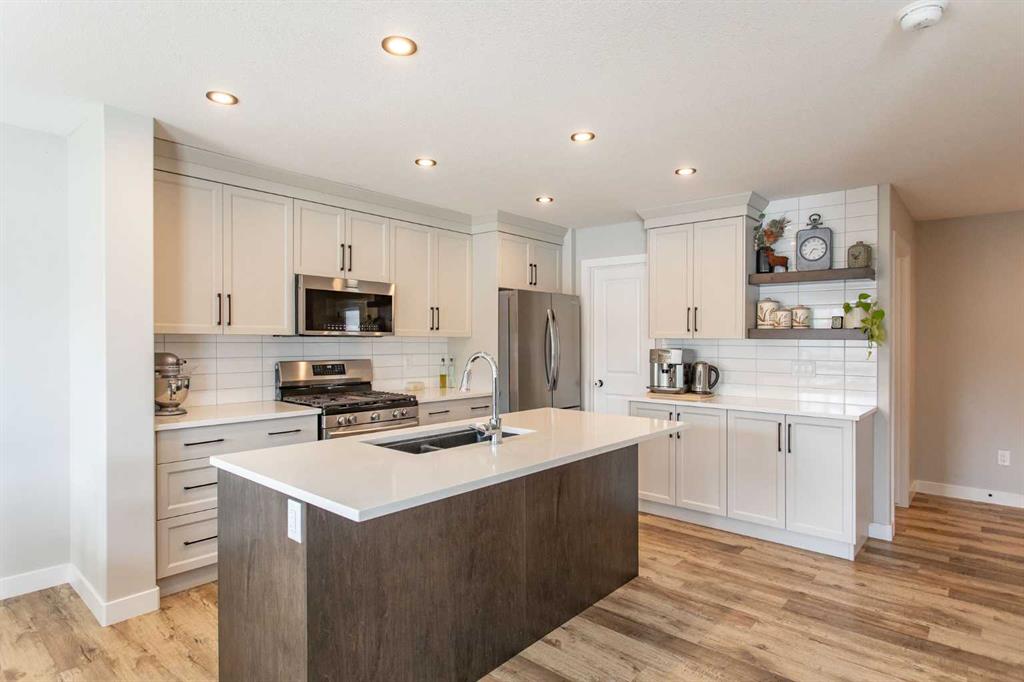 Picture for 71 Bardwell Way 