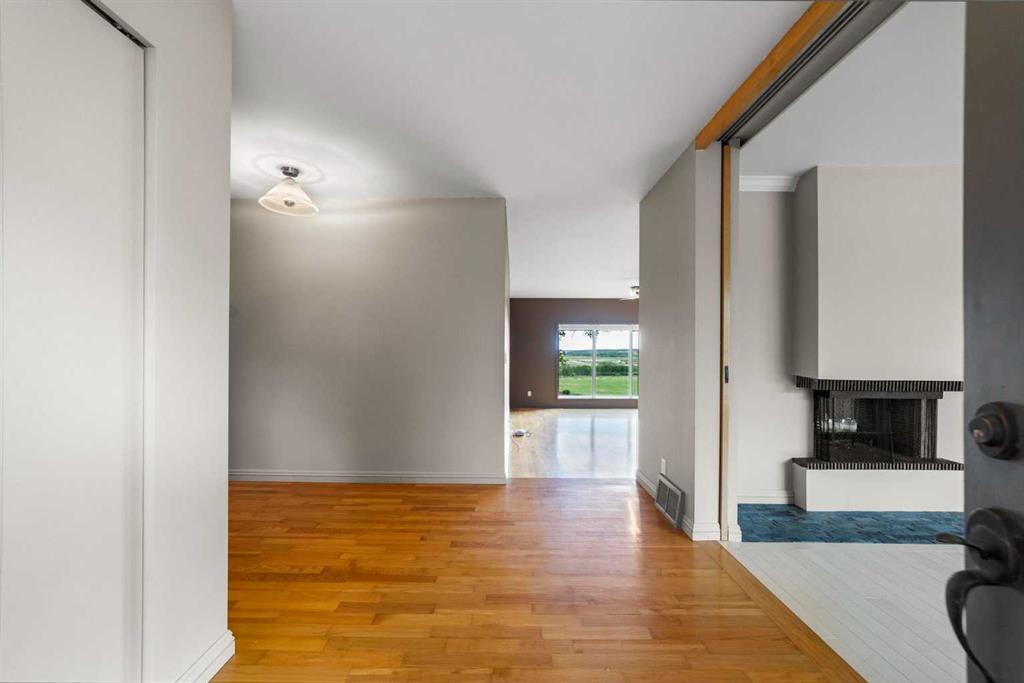 Picture for 46139 Range Road 205  