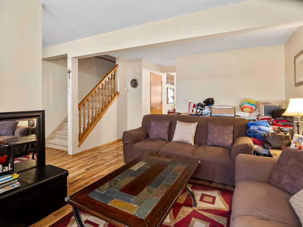 Picture for 21 Dixon Crescent 