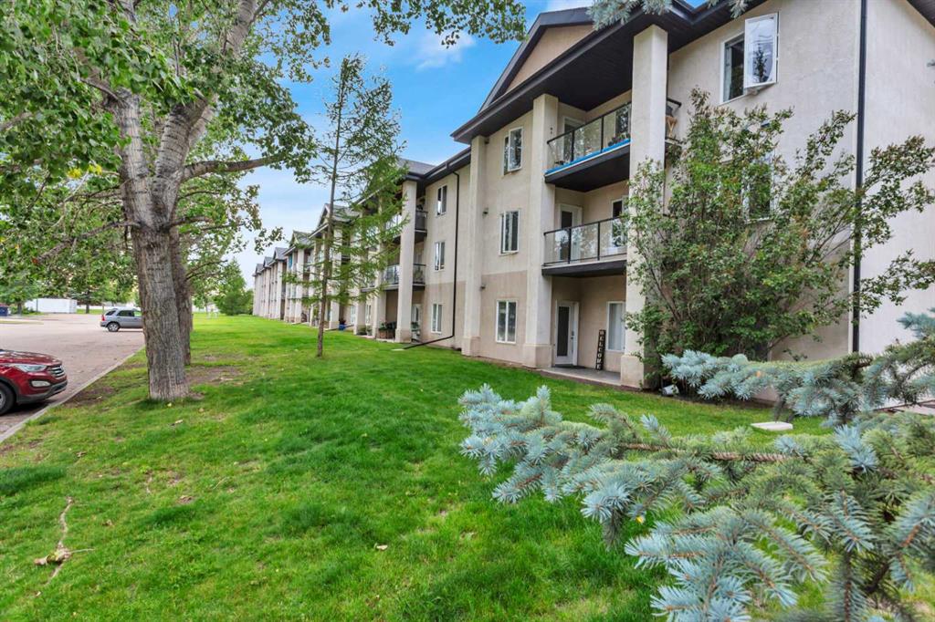 Picture for 301, 80A Kelloway Crescent 