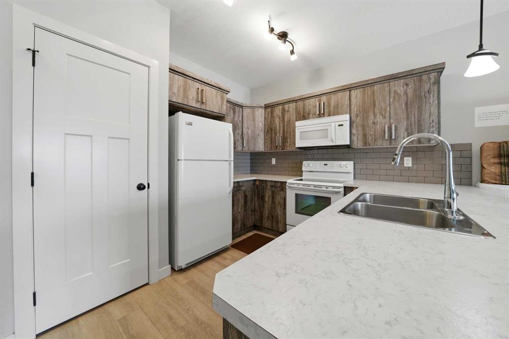Picture for A &amp; B, 58 Valmont Street 