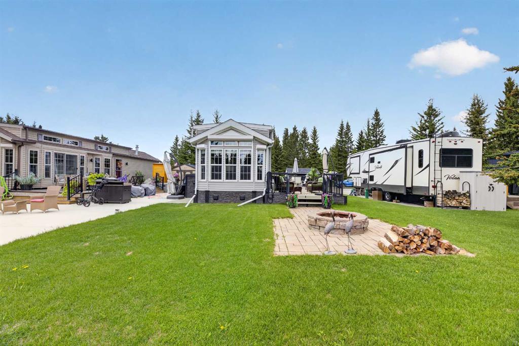 Picture for 75, 32351 Range Road 55  