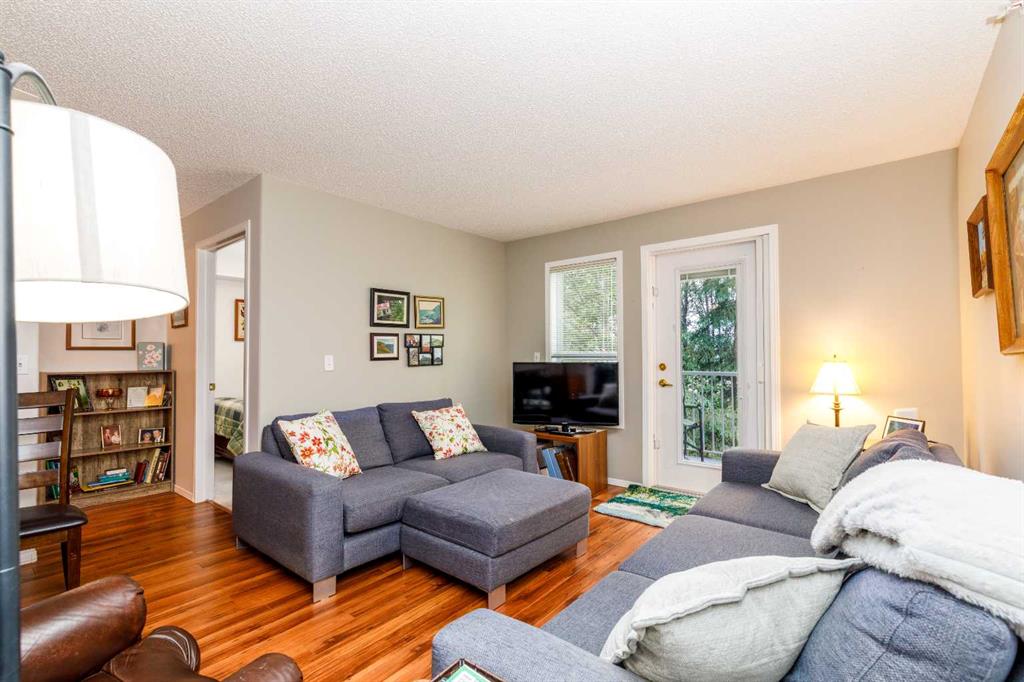 Picture for 328, 56 Carroll Crescent 