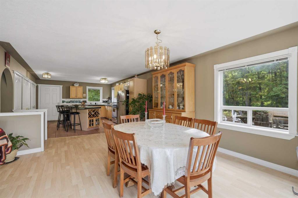 Picture for 37 Parkland Crescent  