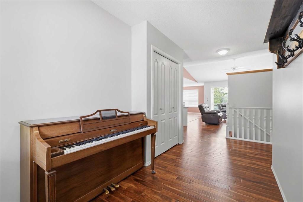Picture for 18 Osmond Close 
