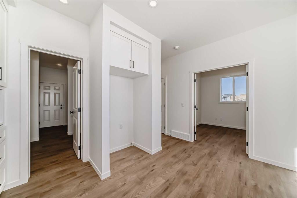 Picture for 81 Southborough Square  https://www.cirrealty.ca/reb/creb/00/A2260500_11.jpg