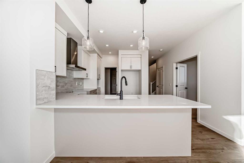 Picture for 81 Southborough Square  https://www.cirrealty.ca/reb/creb/00/A2260500_14.jpg
