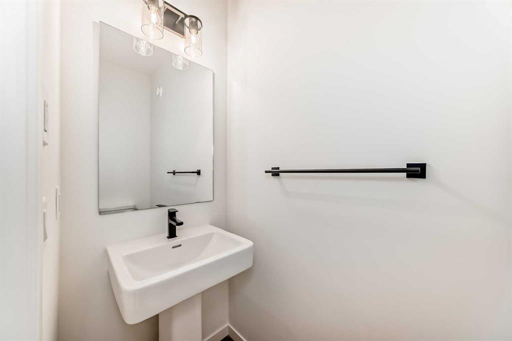 Picture for 81 Southborough Square  https://www.cirrealty.ca/reb/creb/00/A2260500_22.jpg