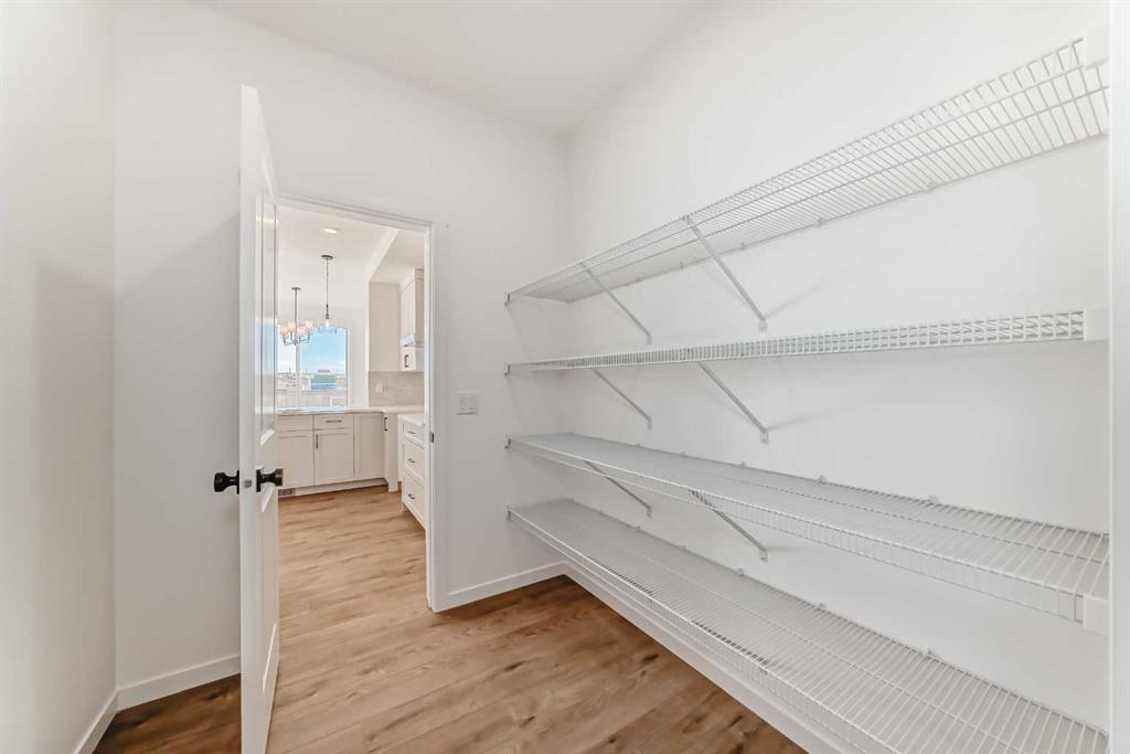 Picture for 81 Southborough Square  https://www.cirrealty.ca/reb/creb/00/A2260500_25.jpg