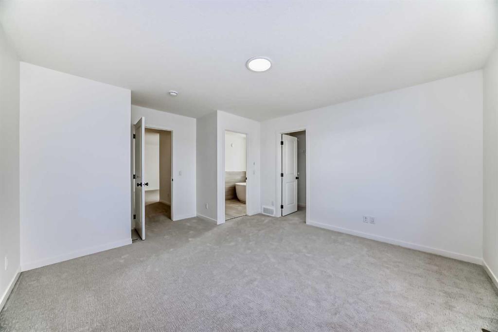 Picture for 81 Southborough Square  https://www.cirrealty.ca/reb/creb/00/A2260500_27.jpg