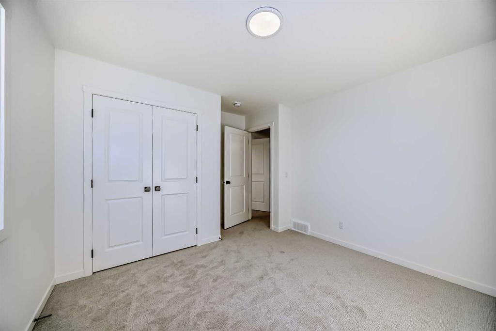 Picture for 81 Southborough Square  https://www.cirrealty.ca/reb/creb/00/A2260500_34.jpg