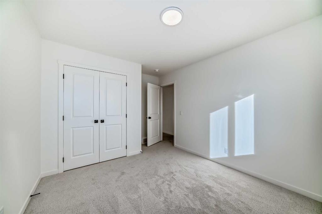 Picture for 81 Southborough Square  https://www.cirrealty.ca/reb/creb/00/A2260500_36.jpg