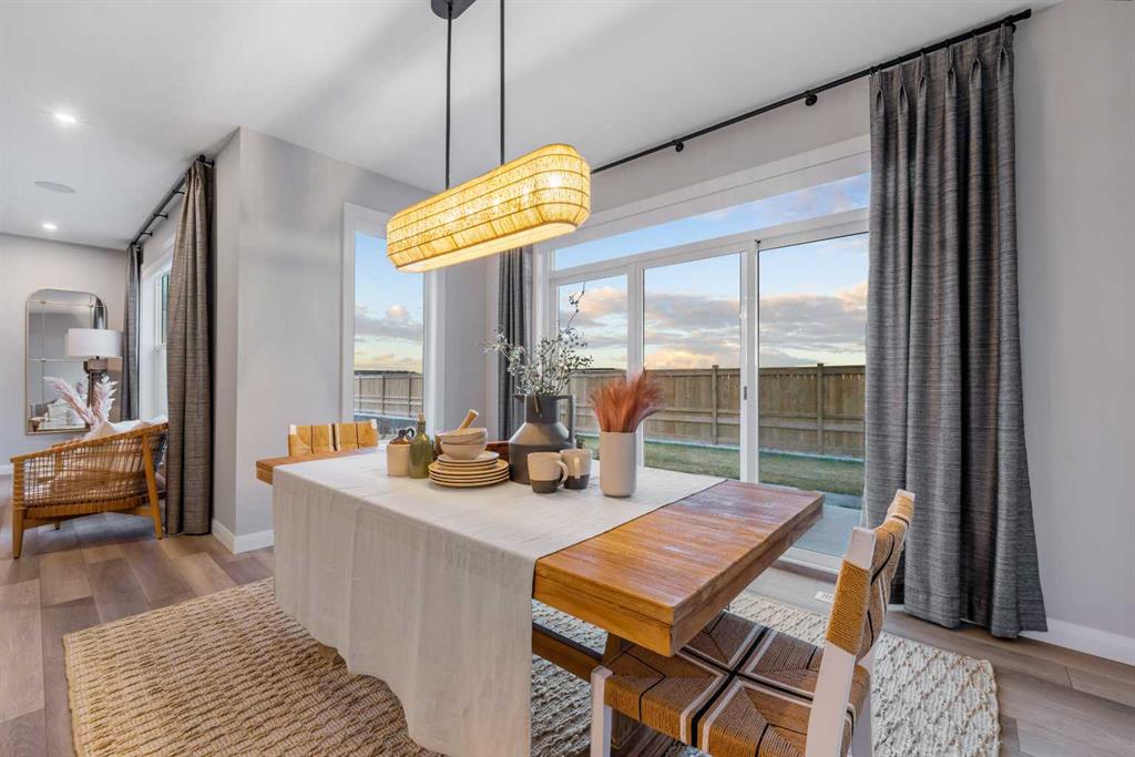 Picture for 207 Brander Avenue  https://www.cirrealty.ca/reb/creb/00/A2263800_21.jpg