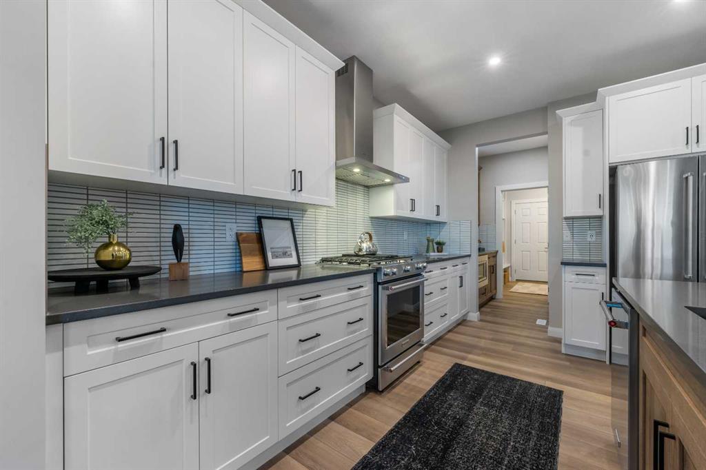 Picture for 207 Brander Avenue  https://www.cirrealty.ca/reb/creb/00/A2263800_25.jpg