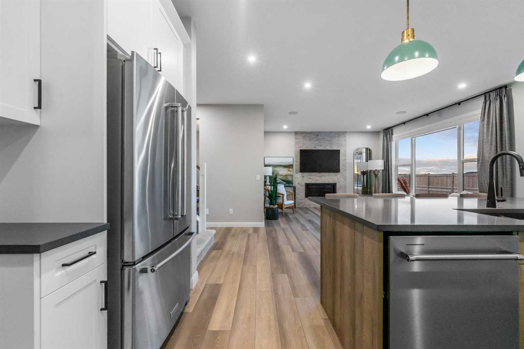 Picture for 207 Brander Avenue  https://www.cirrealty.ca/reb/creb/00/A2263800_27.jpg
